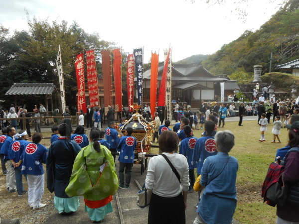 志呂神社祭り