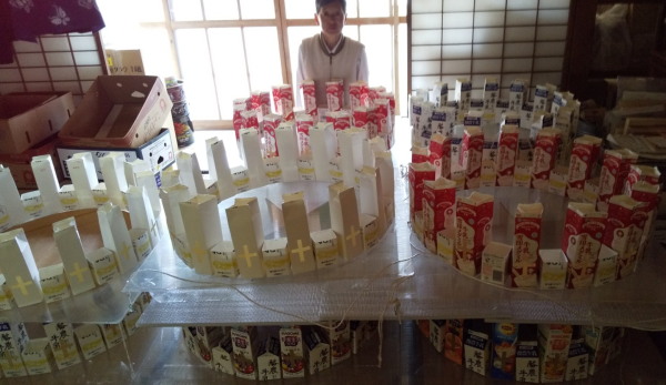 牛乳パック灯籠