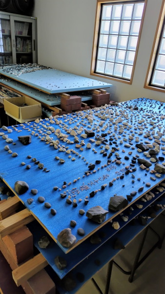 石で描く「葛飾北斎」